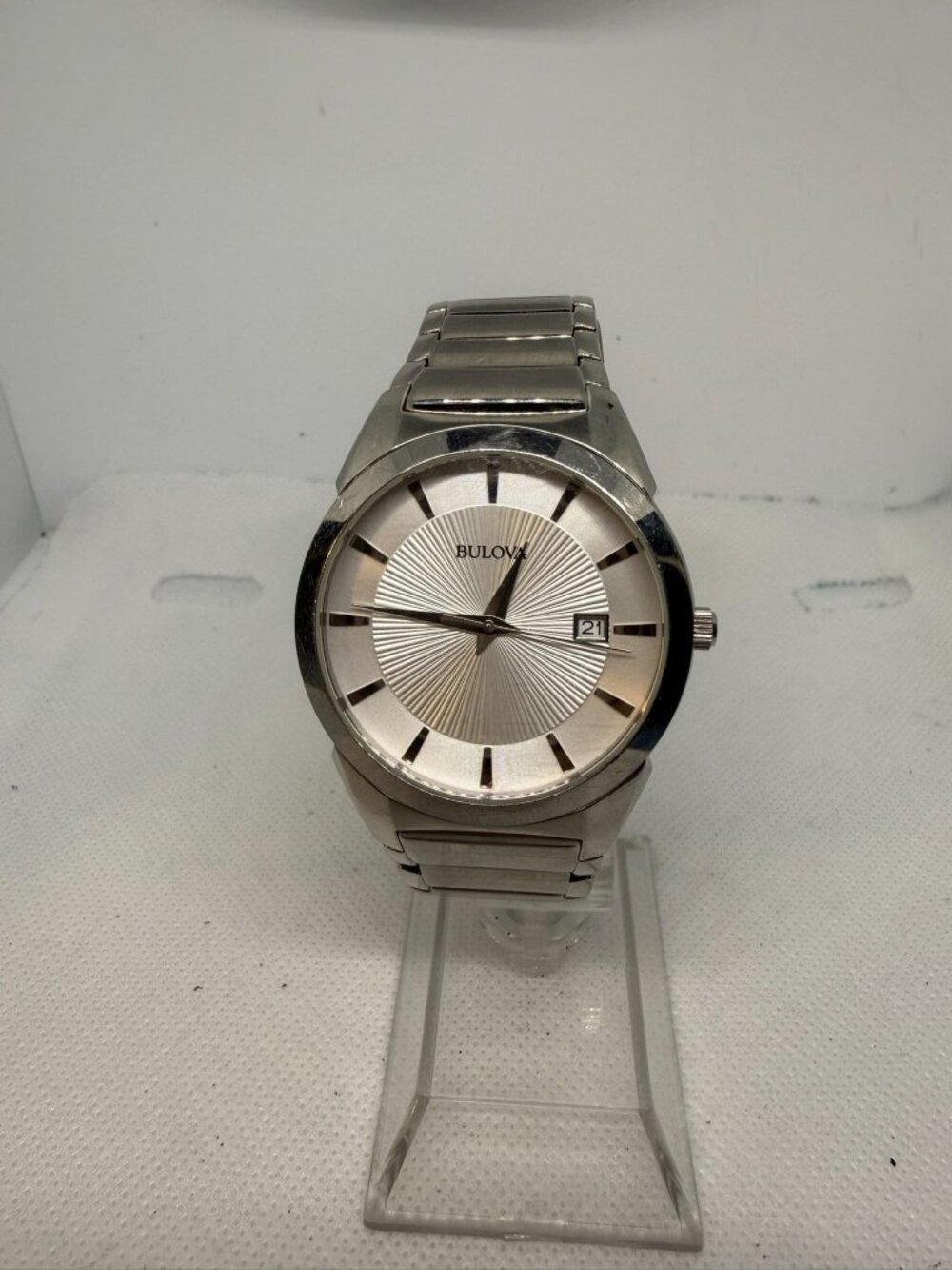 Bulova Classic 96B015 Men 38MM Silver Dial Date SS Bracelet Quartz Watch